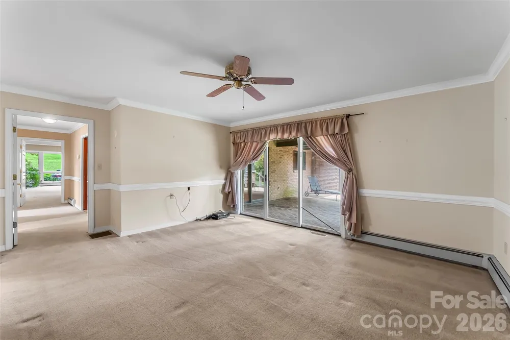 60 Monte Vista Drive Waynesville, NC 28786