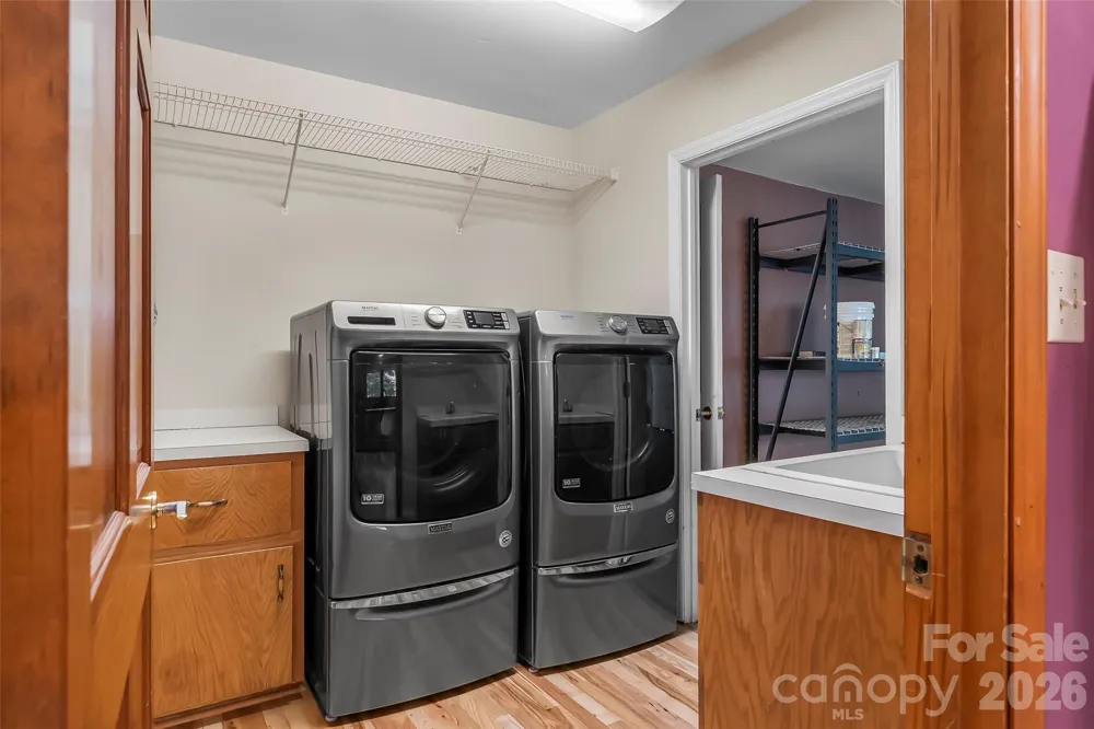 60 Monte Vista Drive Waynesville, NC 28786