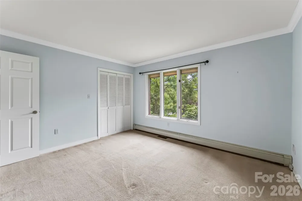 60 Monte Vista Drive Waynesville, NC 28786