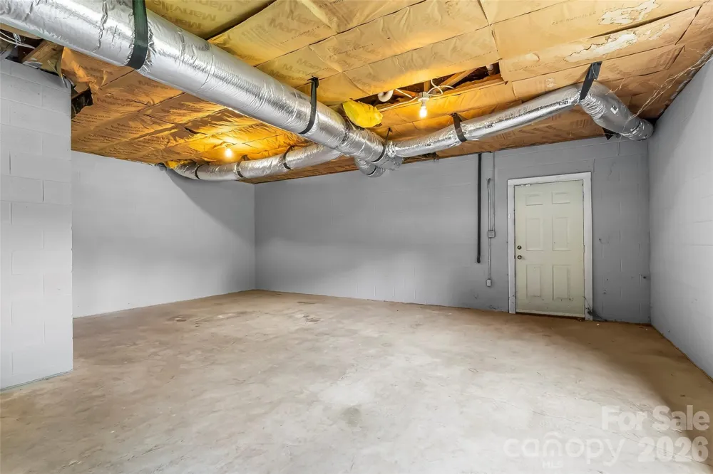 60 Monte Vista Drive Waynesville, NC 28786