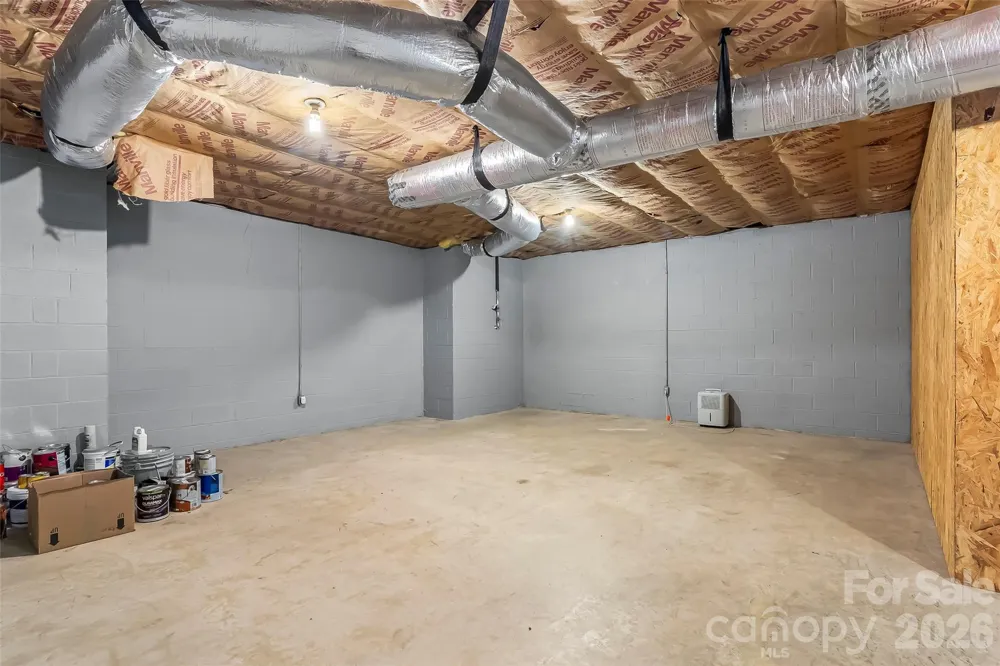 60 Monte Vista Drive Waynesville, NC 28786