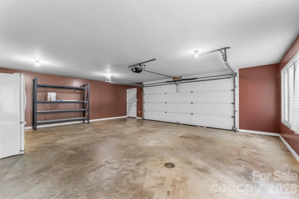 60 Monte Vista Drive Waynesville, NC 28786