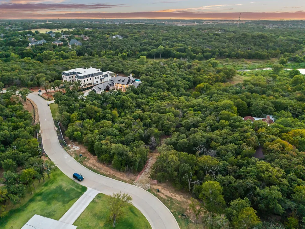 3300 Hidden Trail Court Southlake, TX 76092