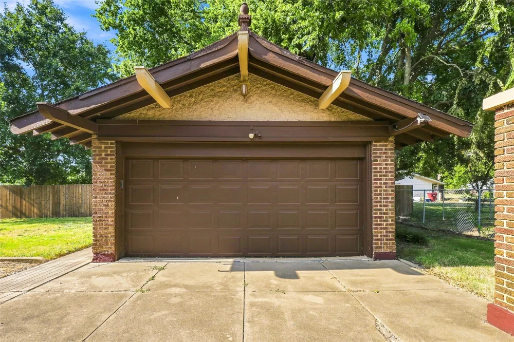 701 Pecan Street Honey Grove, TX 75446