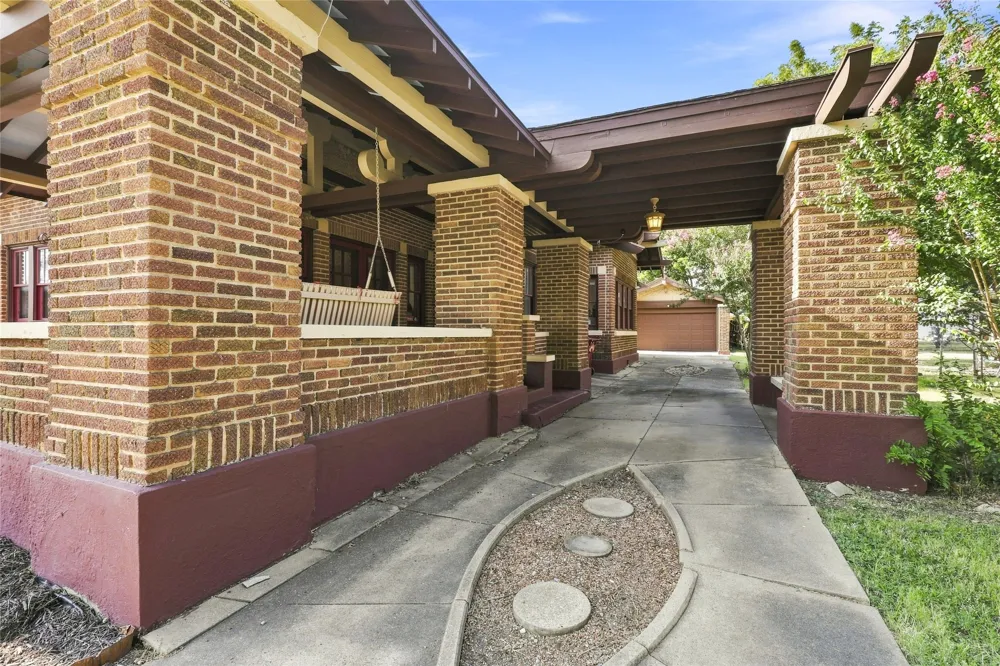 701 Pecan Street Honey Grove, TX 75446