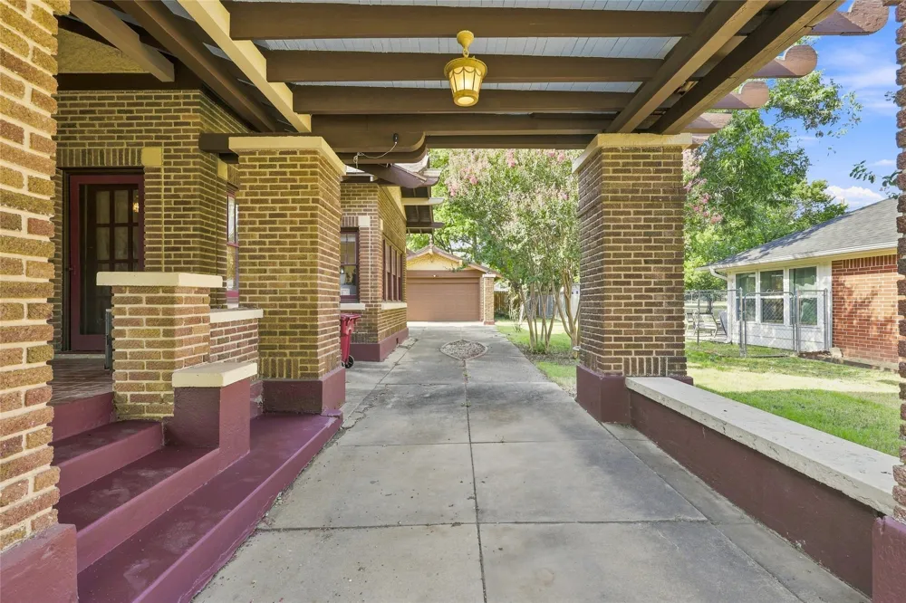 701 Pecan Street Honey Grove, TX 75446