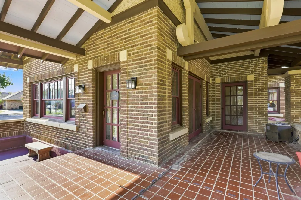 701 Pecan Street Honey Grove, TX 75446