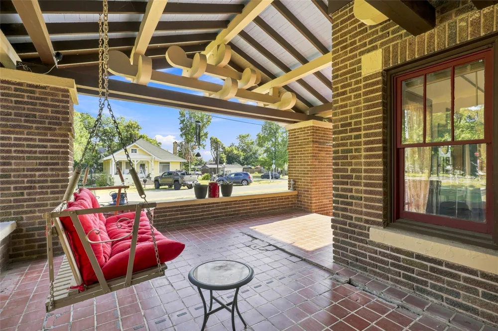 701 Pecan Street Honey Grove, TX 75446