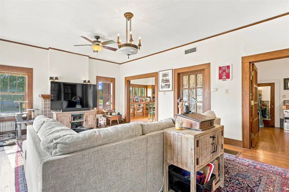 701 Pecan Street Honey Grove, TX 75446