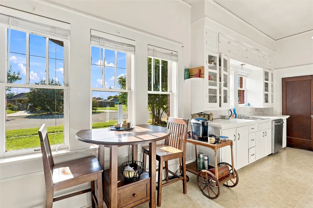 701 Pecan Street Honey Grove, TX 75446