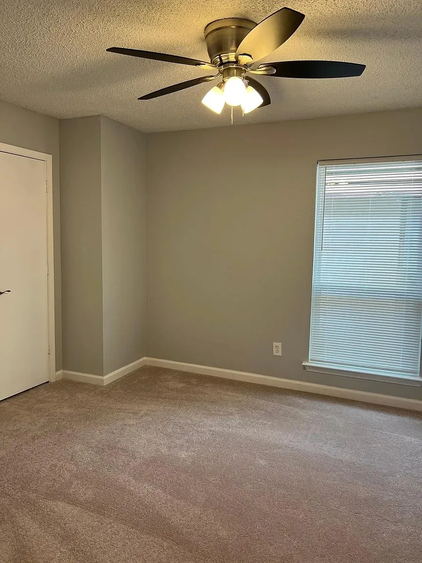 711 Harbour Town Drive #3 Lake Dallas, TX 75065