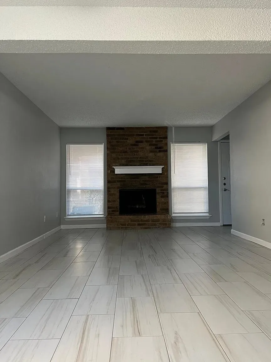 711 Harbour Town Drive #3 Lake Dallas, TX 75065
