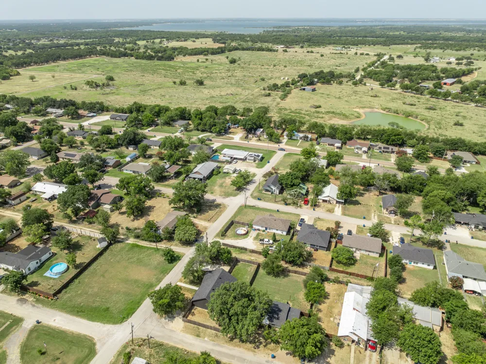 100 Hoover Avenue Whitney, TX 76692