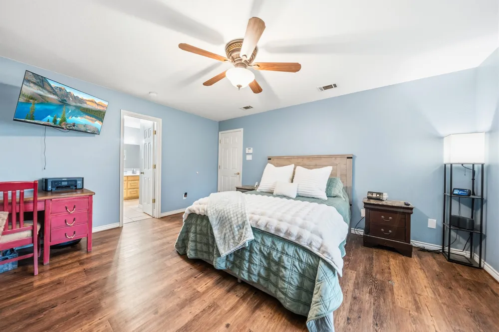 900 E Chad Street Whitney, TX 76692