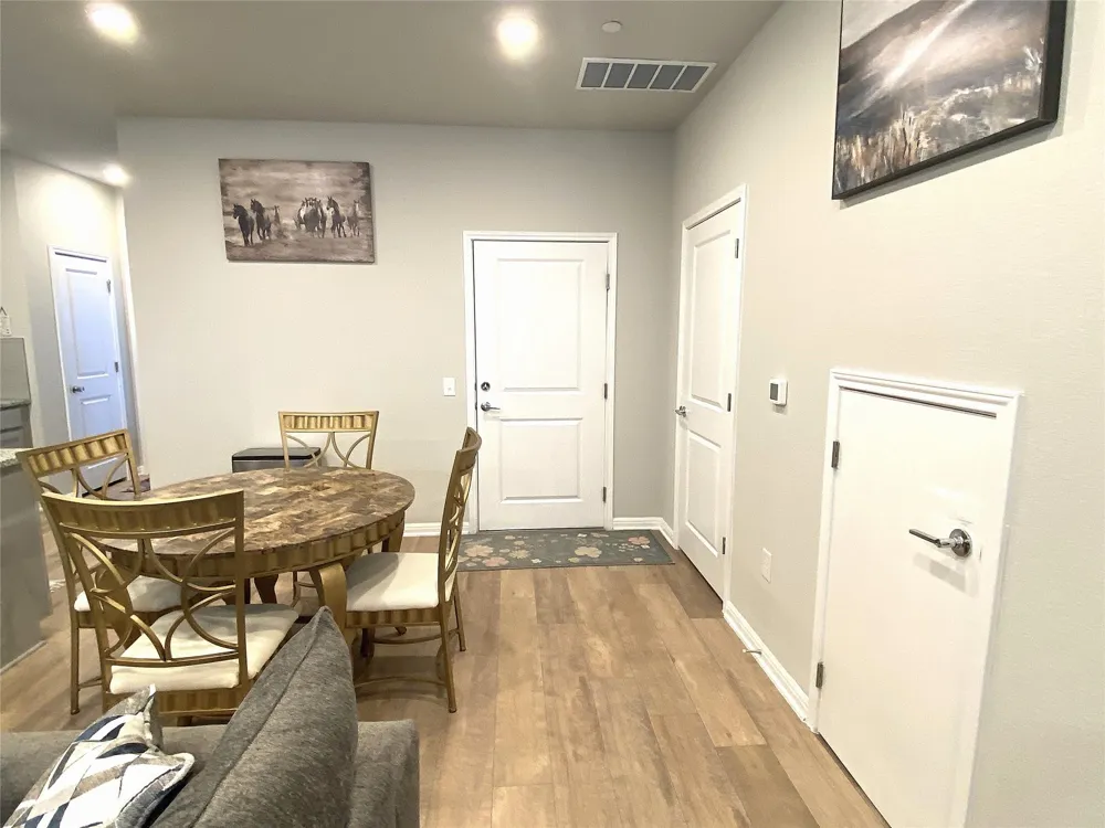 9015 Cattle Baron Path #1802 Austin, TX 78747