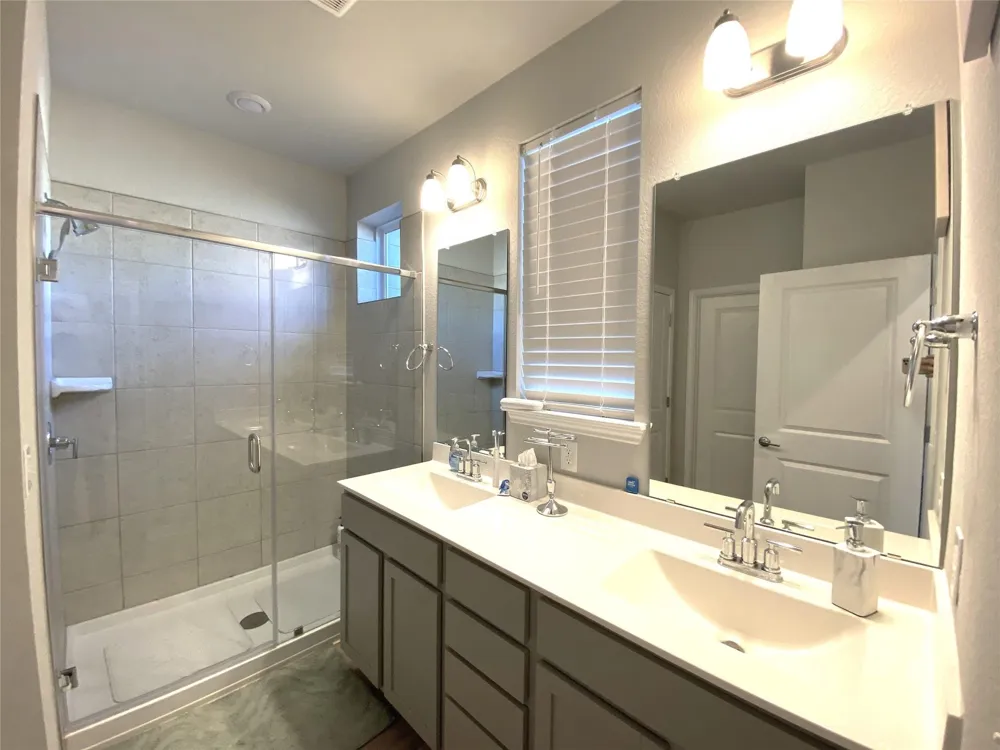 9015 Cattle Baron Path #1802 Austin, TX 78747