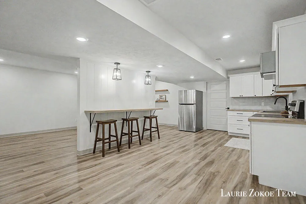 16740 24th Avenue Coopersville, MI 49404