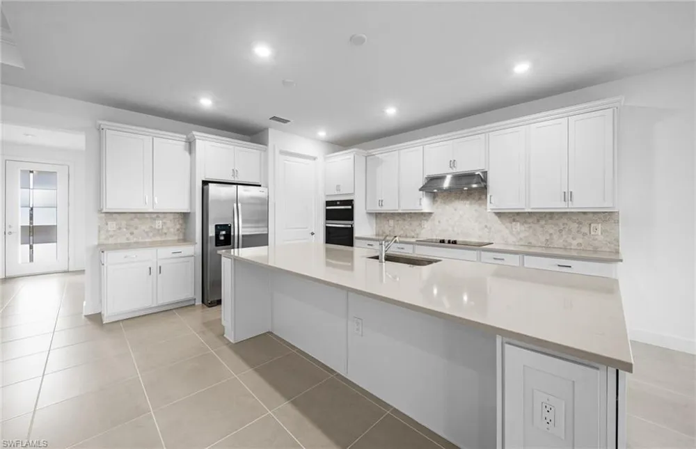 17032 Bishop Boulevard Alva, FL 33920