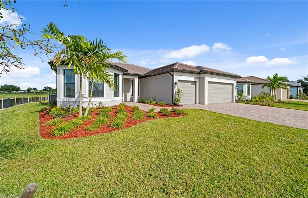 17032 Bishop Boulevard Alva, FL 33920