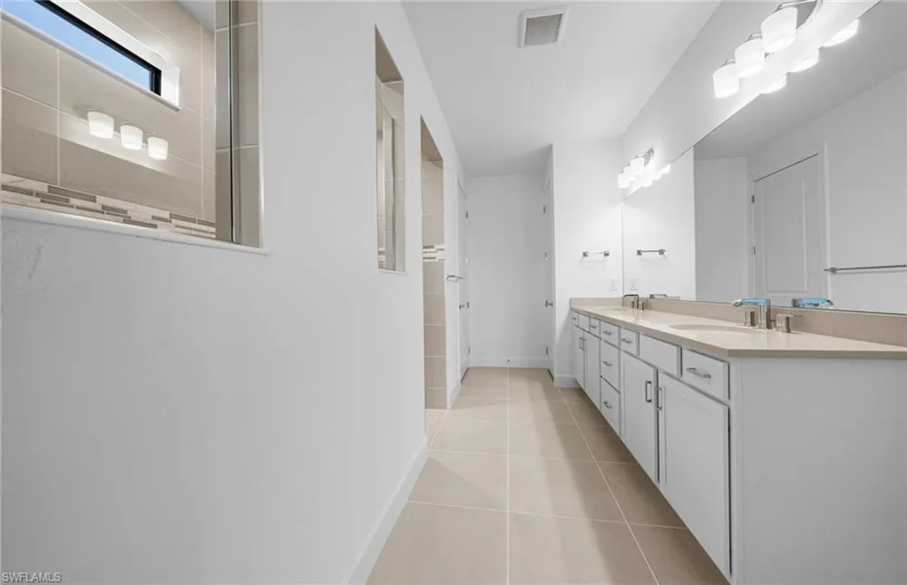 17032 Bishop Boulevard Alva, FL 33920