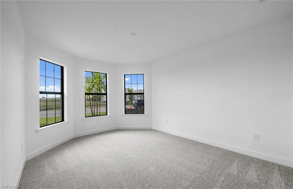 17032 Bishop Boulevard Alva, FL 33920