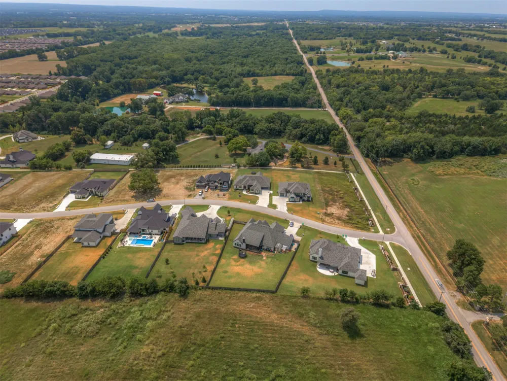 6522 E 153rd Street S Bixby, OK 74008