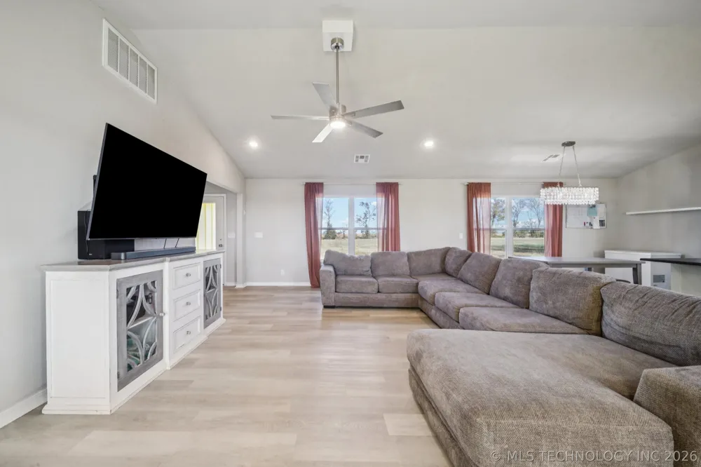 2152 E 430 ROAD Adair, OK 74330