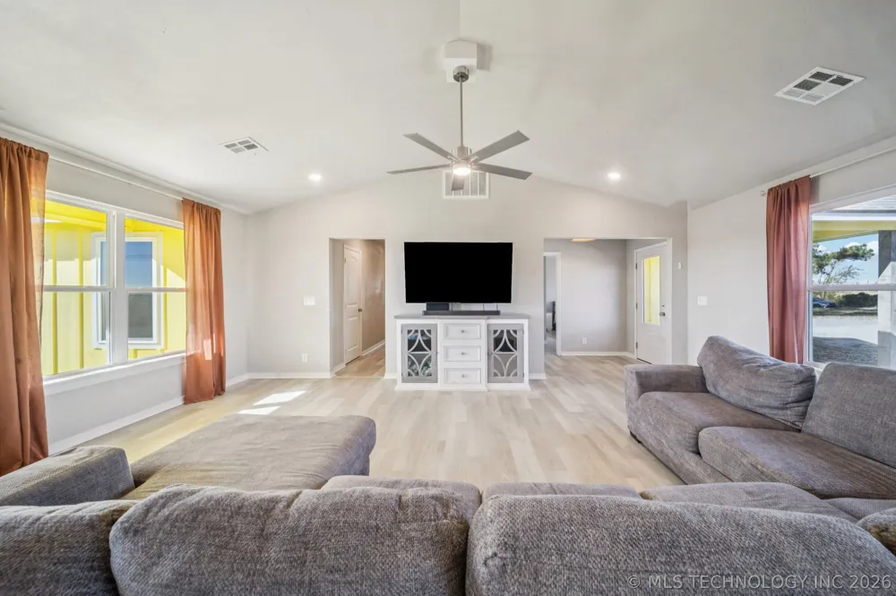 2152 E 430 ROAD Adair, OK 74330