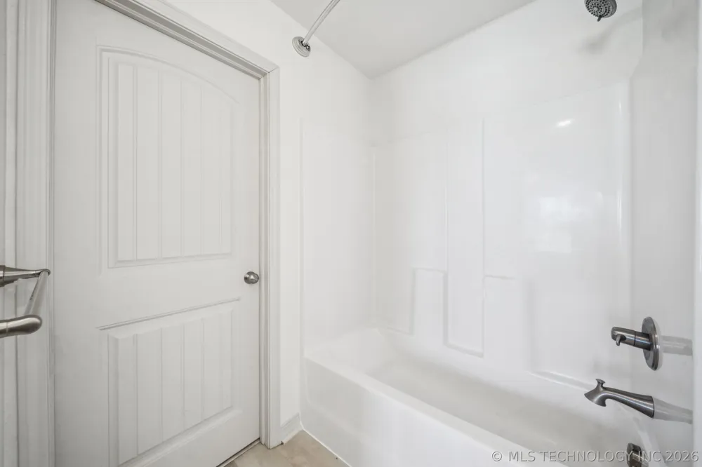 2152 E 430 ROAD Adair, OK 74330