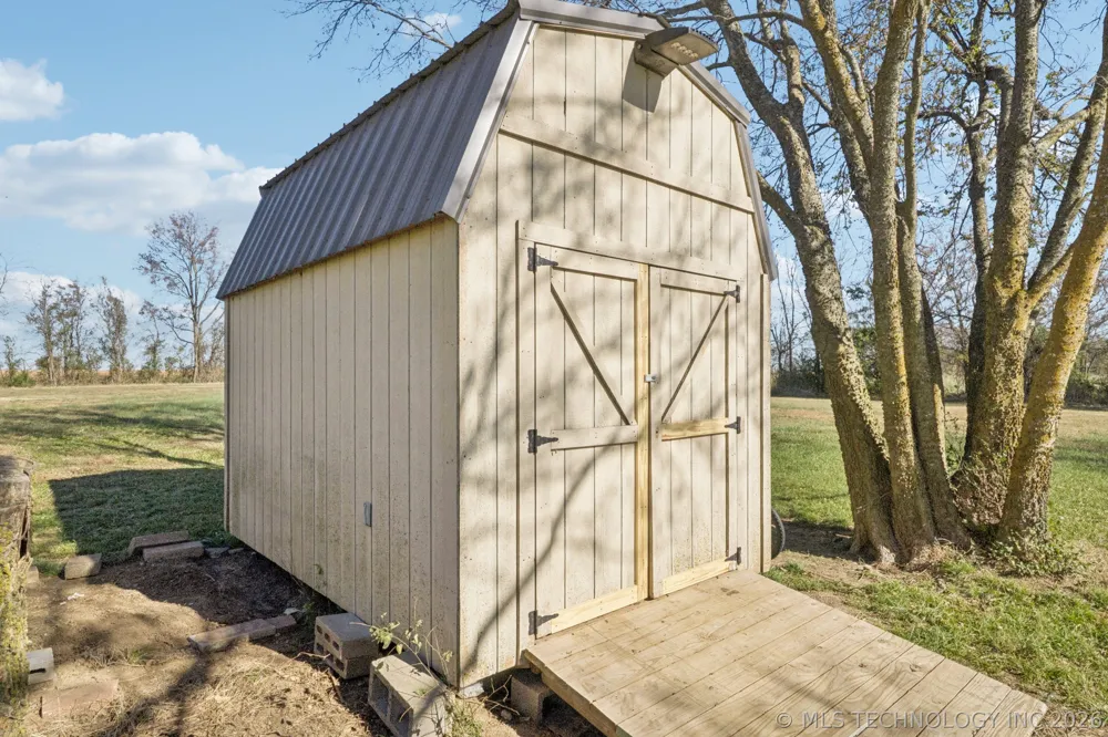 2152 E 430 ROAD Adair, OK 74330