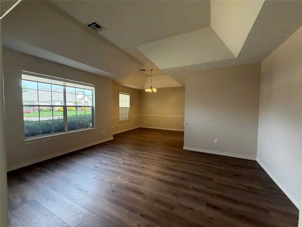 9203 S 73rd East Avenue Tulsa, OK 74133
