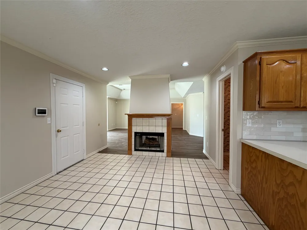 9203 S 73rd East Avenue Tulsa, OK 74133