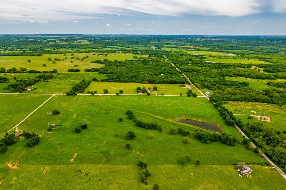 30 S 4190 ROAD Claremore, OK 74017