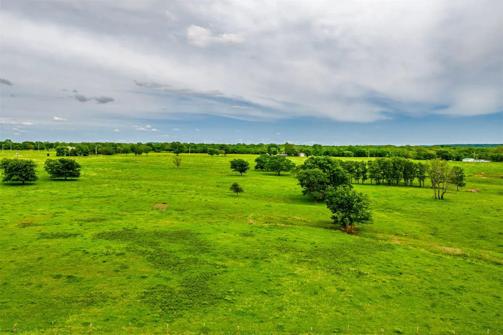 30 S 4190 ROAD Claremore, OK 74017