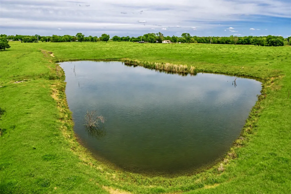 40 S 4190 ROAD Claremore, OK 74017
