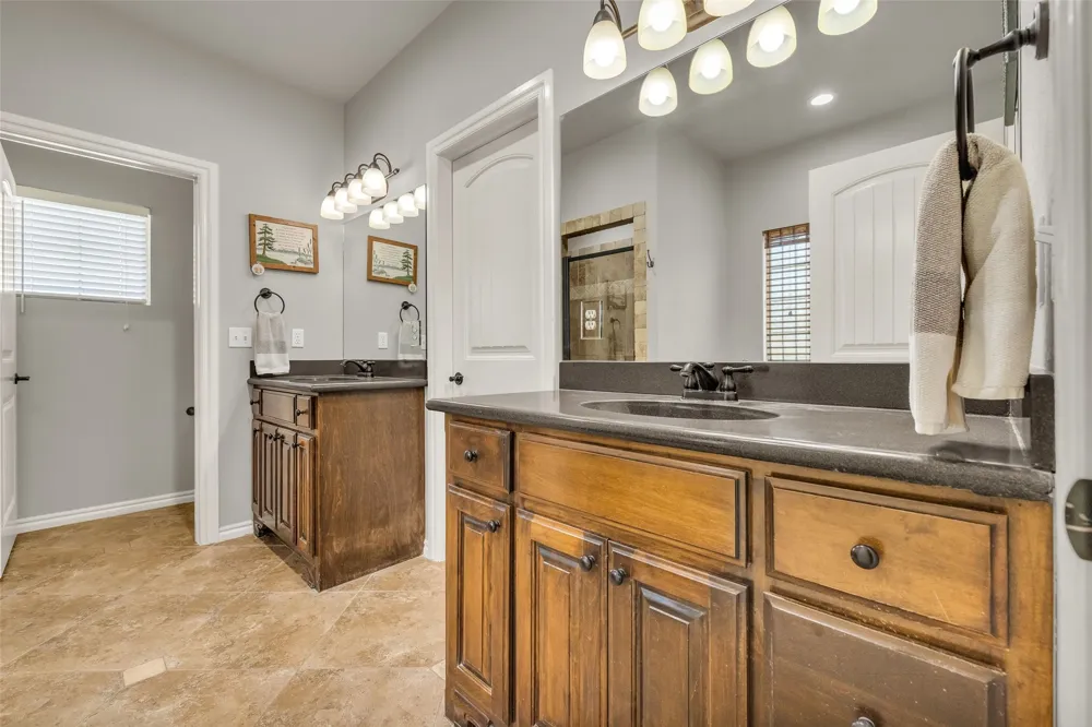 3594 E 181st Street Skiatook, OK 74070