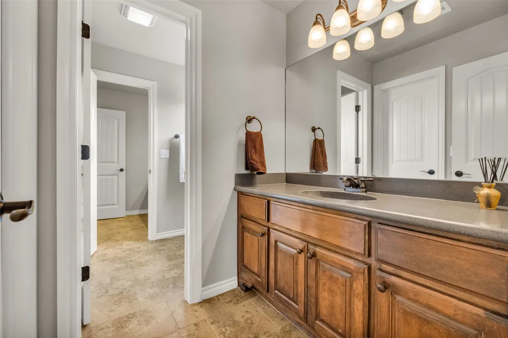 3594 E 181st Street Skiatook, OK 74070