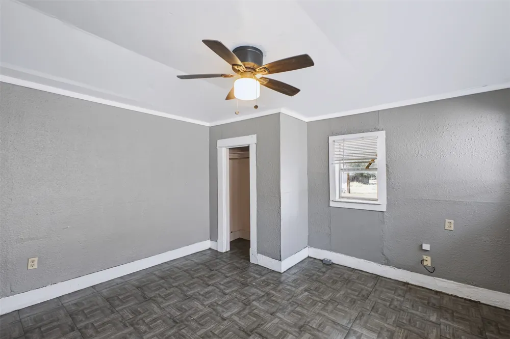928 E Corona Ada, OK 74820
