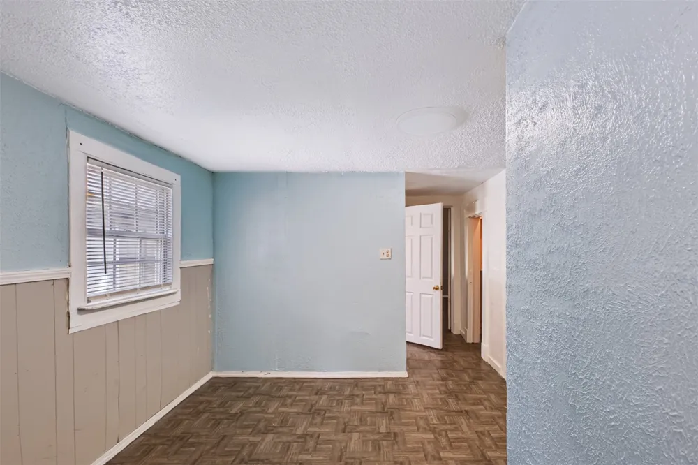 928 E Corona Ada, OK 74820