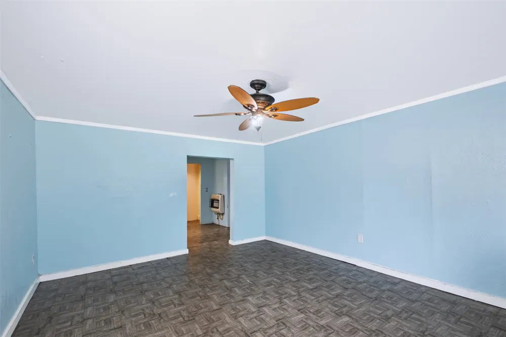 928 E Corona Ada, OK 74820