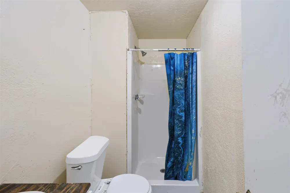 928 E Corona Ada, OK 74820