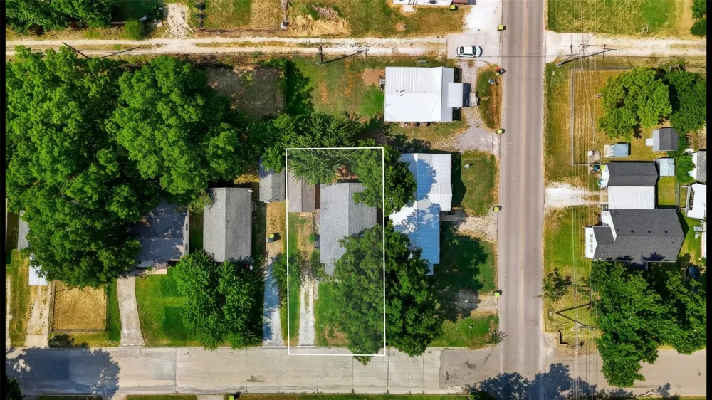 928 E Corona Ada, OK 74820