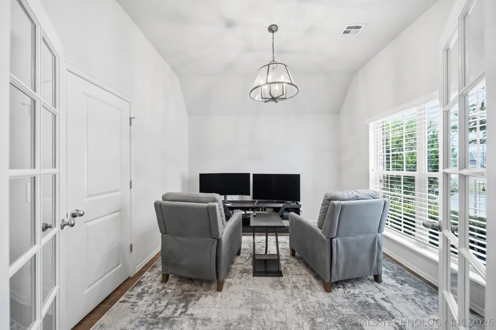 2605 W 111th Place S Jenks, OK 74037
