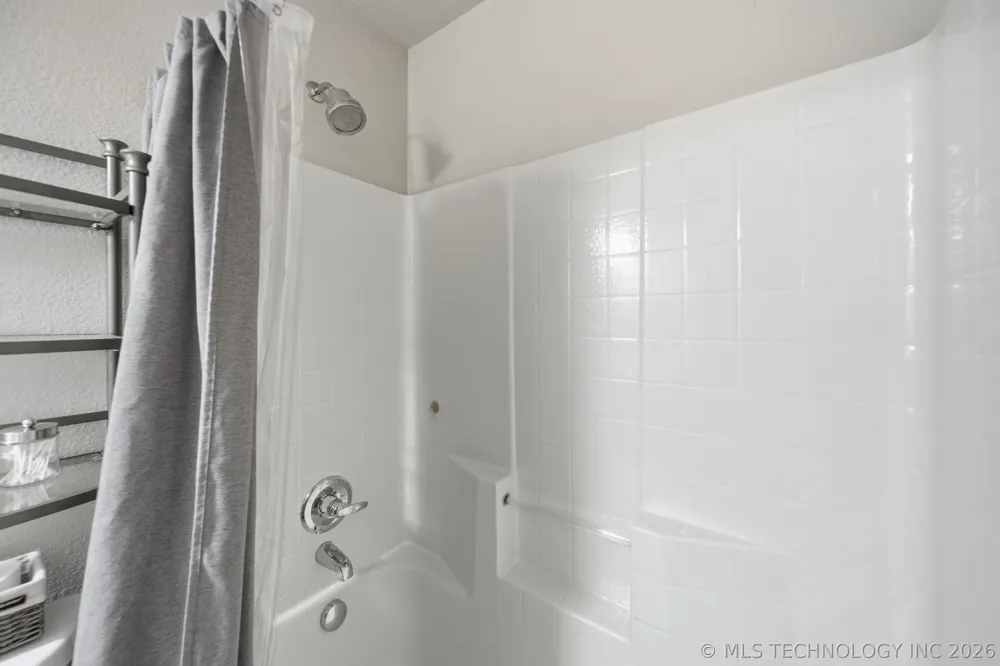 2605 W 111th Place S Jenks, OK 74037