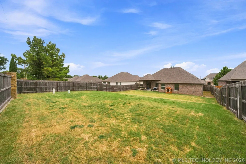 2605 W 111th Place S Jenks, OK 74037