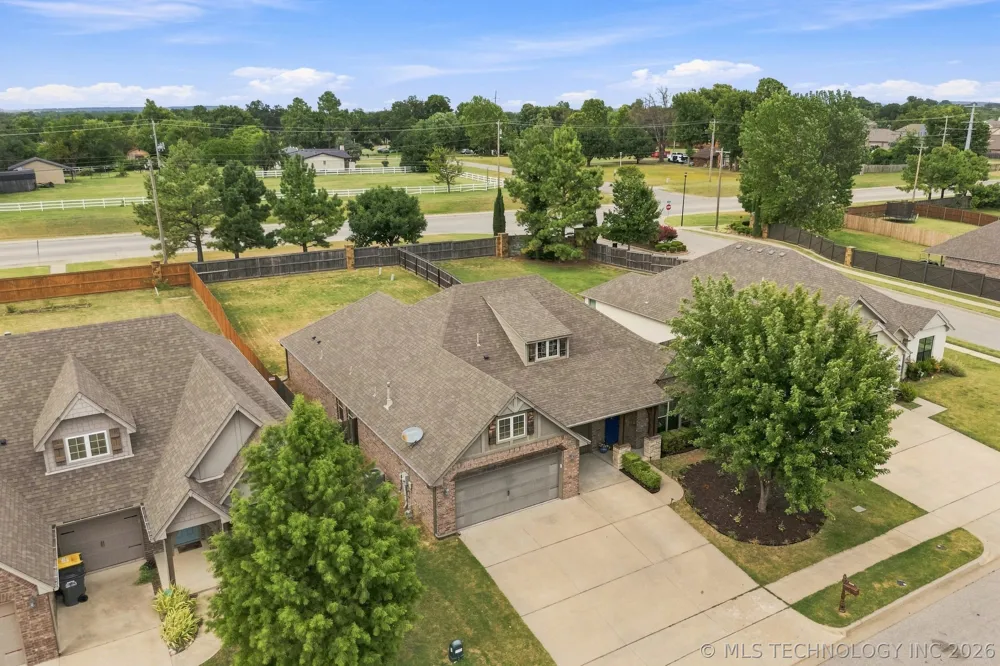2605 W 111th Place S Jenks, OK 74037