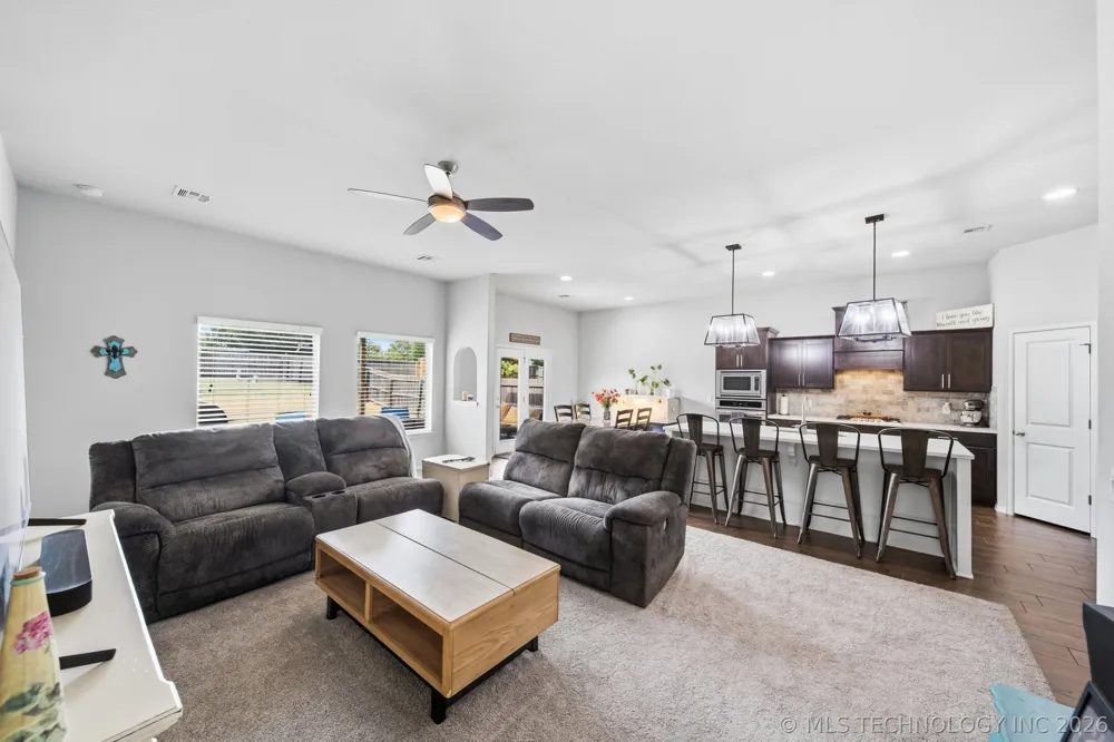 2605 W 111th Place S Jenks, OK 74037