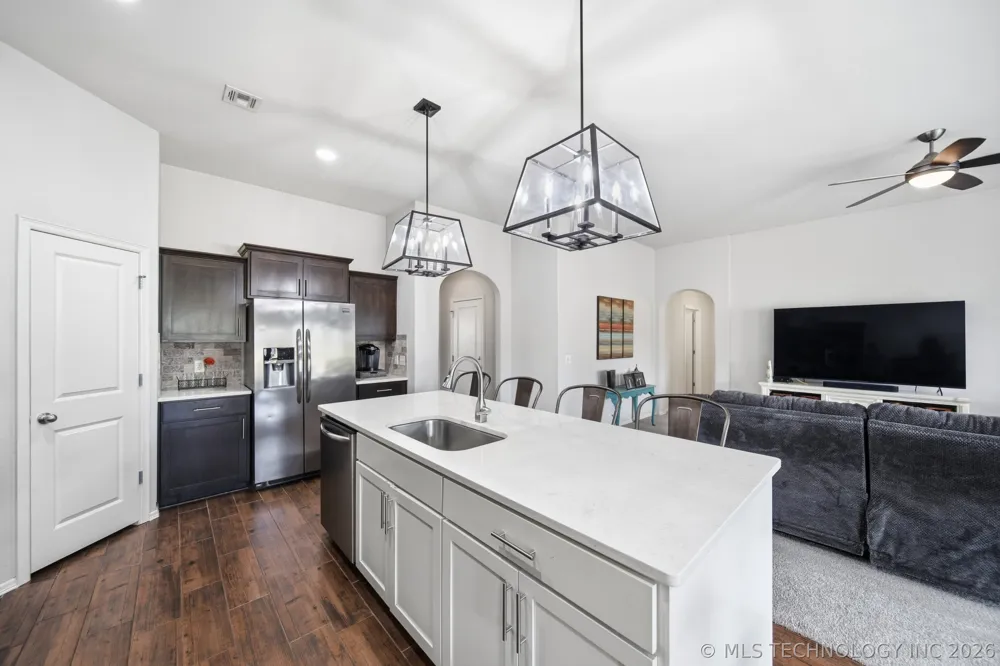 2605 W 111th Place S Jenks, OK 74037