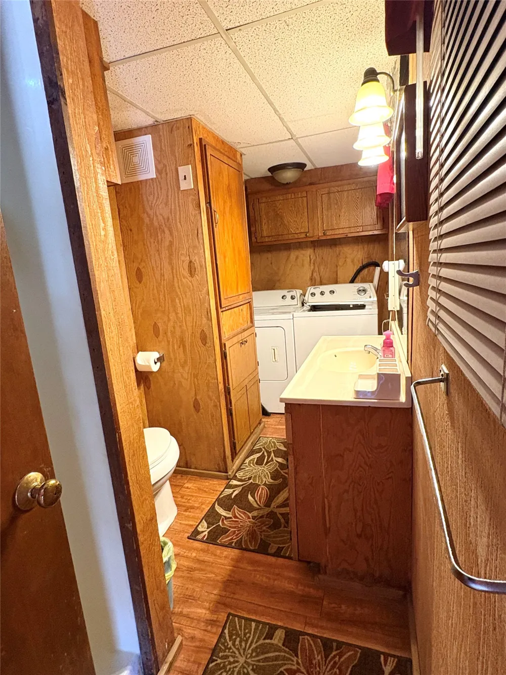 979 County Line Road Eufaula, OK 74432