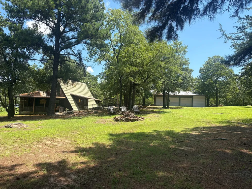 979 County Line Road Eufaula, OK 74432